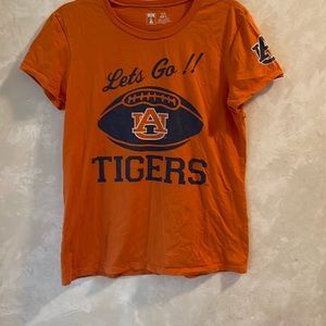 Auburn Tee